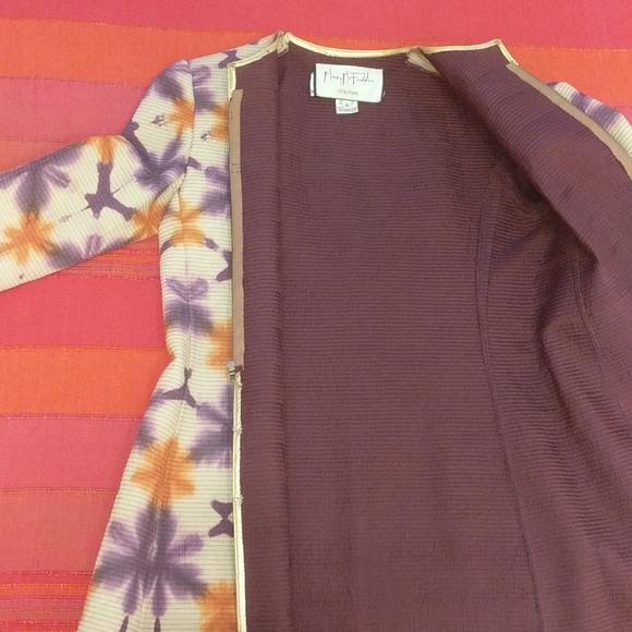 Jacket - Picture 9 of 14